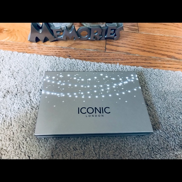 ICONIC LONDON BLAZE CHASER FACE PALETTE - Picture 3 of 3